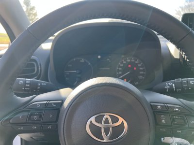 Toyota Yaris Comfort 1,5 VVT-i H 116 KM hybrid